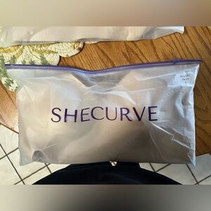 SheCurve Skin Colored bra, removable pads, NWOT, Size L